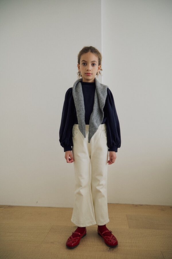 2CA58BF2-28D6-473C-851E-169AF9482C60_1_105_c ❄️ 簡約立體澎袖廓形上衣