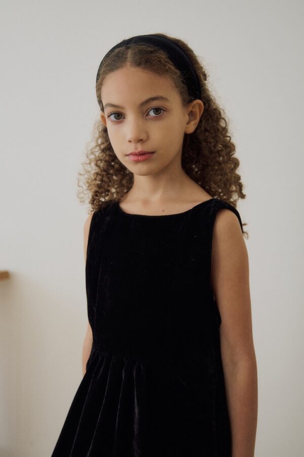 2D976064-82FC-46EC-812A-6478813586C0_1_105_c ❄️ 專屬時光經典質感洋裝