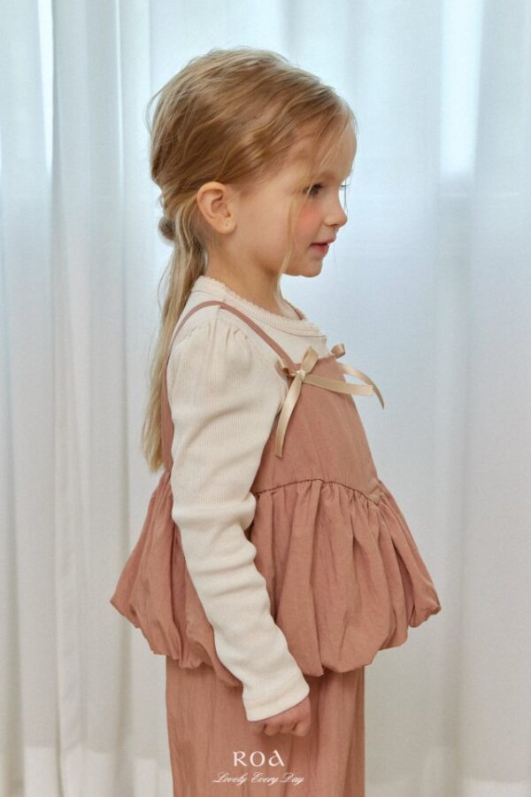 2DA3F6A5-BBAE-42C2-AC9B-5A0B3FE30D54 〖預購〗緞結甜甜套裝