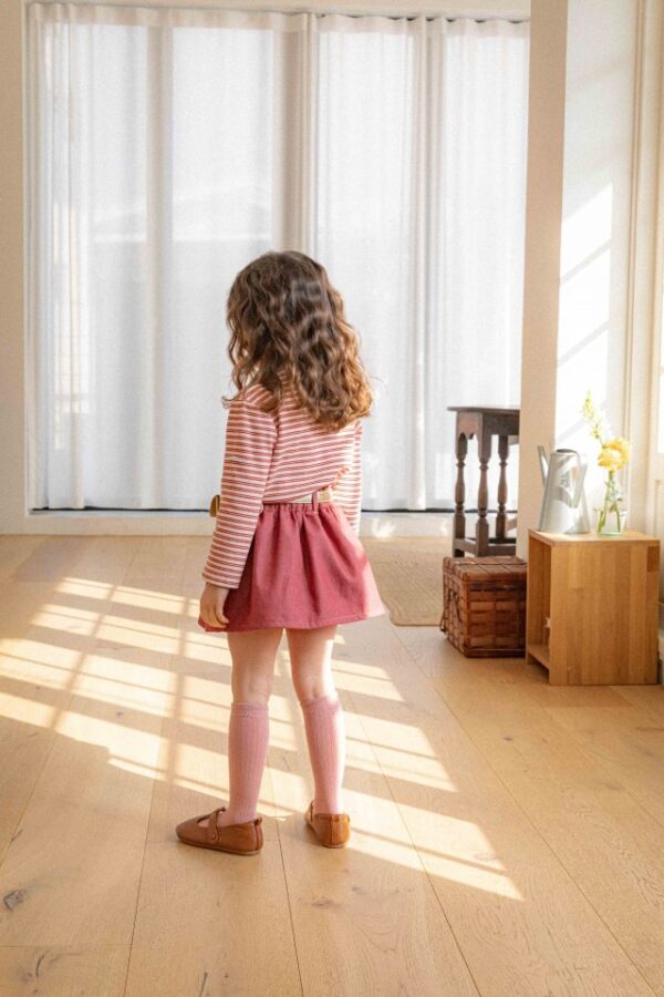 30DBDC36-78B9-4D5D-80AC-B38078350CFD 〖預購〗艾娃靜步丹寧褲裙