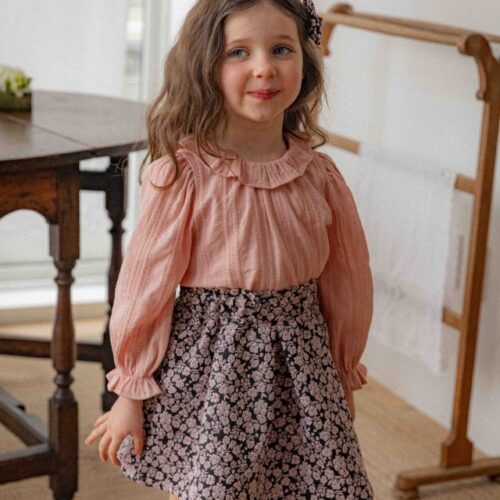 36A2C97D-F3B4-487E-B8EE-D8DEC657FE4C 〖預購〗碎花呢喃裙