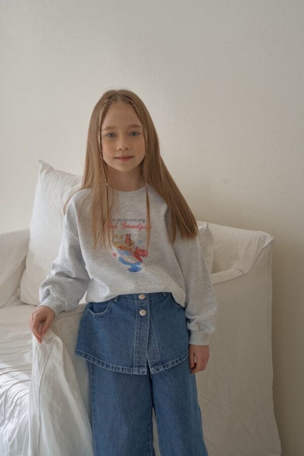 3E649927-E9E9-42C3-8AE5-179FA0209F68 〖預購〗甜日微光衛衣