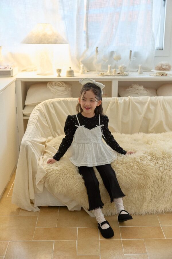 40FC99C7-2746-423B-9B29-4693138CE3E9_1_105_c 〖預購〗馬隆漫步線條靴型褲