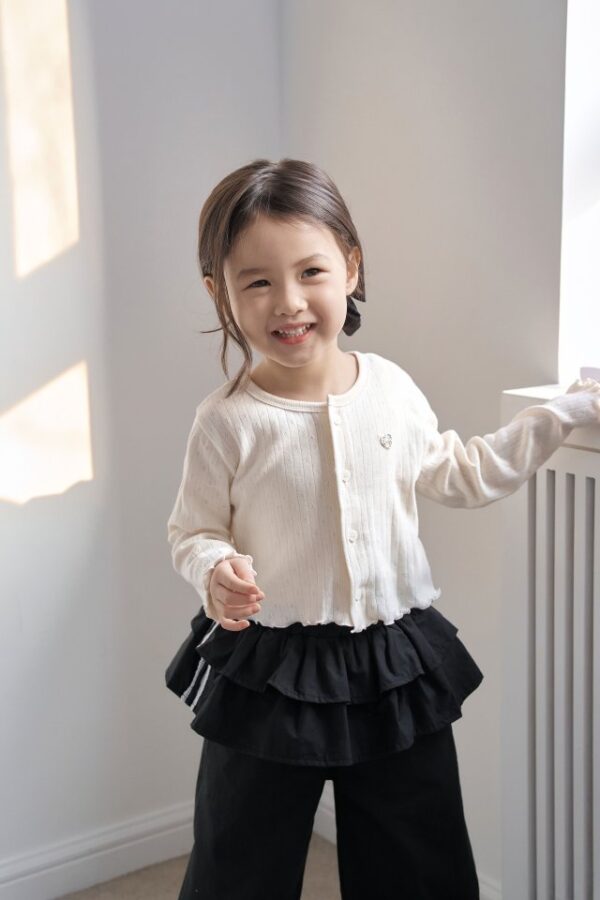 43509646-8CAD-491B-BCFC-273DC71AFD0A 〖預購〗羅倫晨光針織套裝