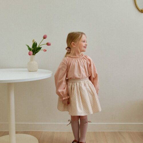 4432824F-3D52-4281-ACE5-8EBE1C9B2C94 〖預購〗花園柔褶襯衫