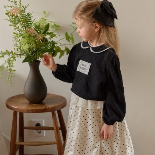 4458AA91-E295-4E98-B464-353F915EEBB6_1_105_c 〖預購〗艾瑪寧靜上衣