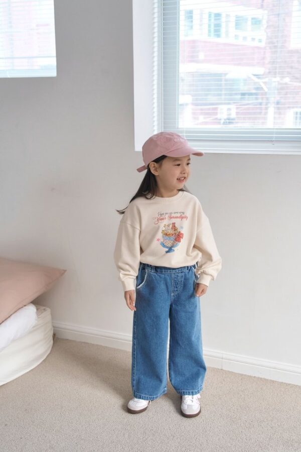 4EADB4EB-DB84-4B22-90BA-CC5D91A02A3D 〖預購〗蘿拉日光牛仔褲