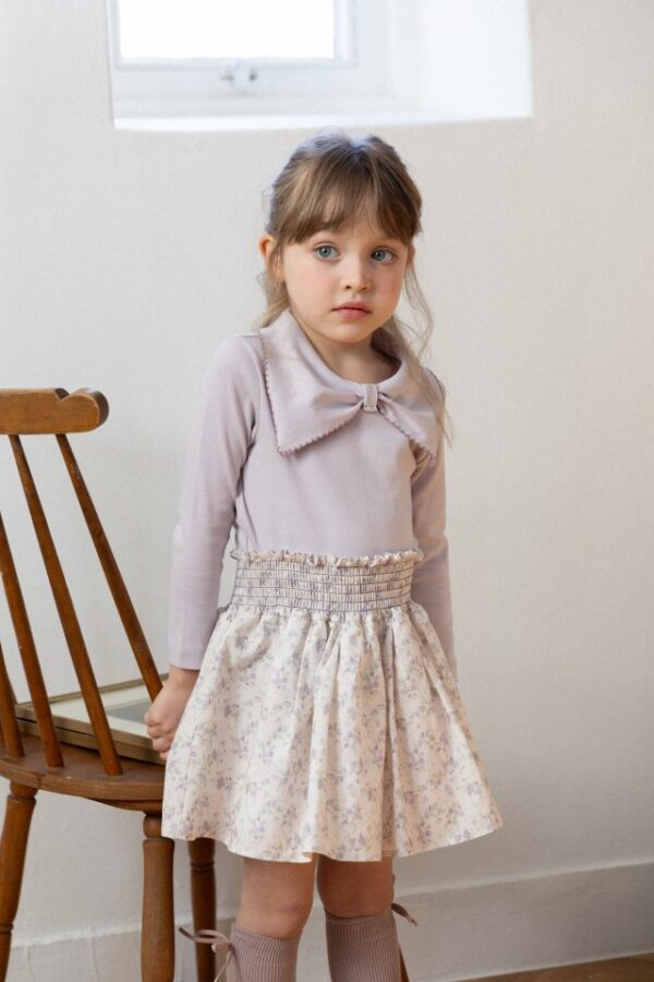 517213AD-275E-45EB-804C-49133ED88483 〖預購〗珍恩蝴蝶領上衣