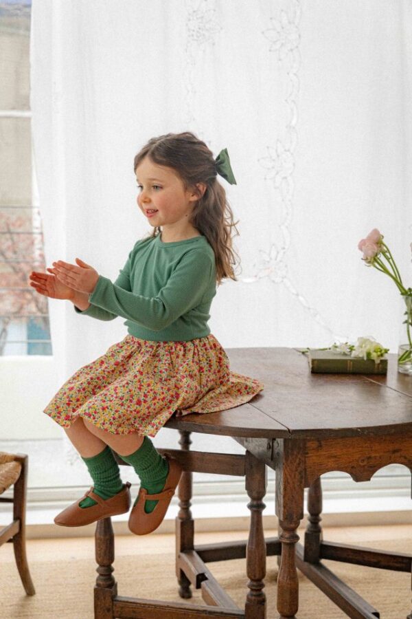 56F5A840-E7C8-49EA-B393-6C56057D28F8 〖預購〗柔線袖口上衣