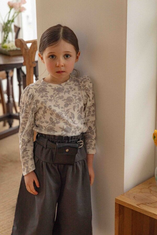 5C07C8CD-8A06-478B-A67C-6F51423DDD10 〖預購〗古典花園上衣