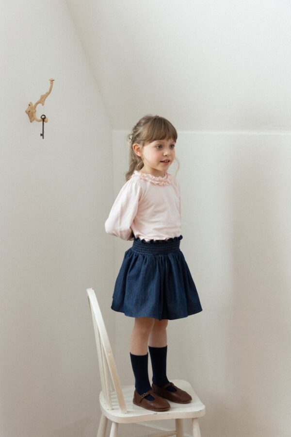 621B8741-EE56-4651-A722-487283F8B741 〖預購〗梅根柔日上衣