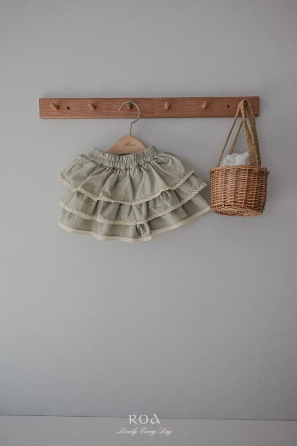 68913000-A4B9-4D74-8A3E-B24E4A28781F 〖預購〗克洛伊層次裙褲