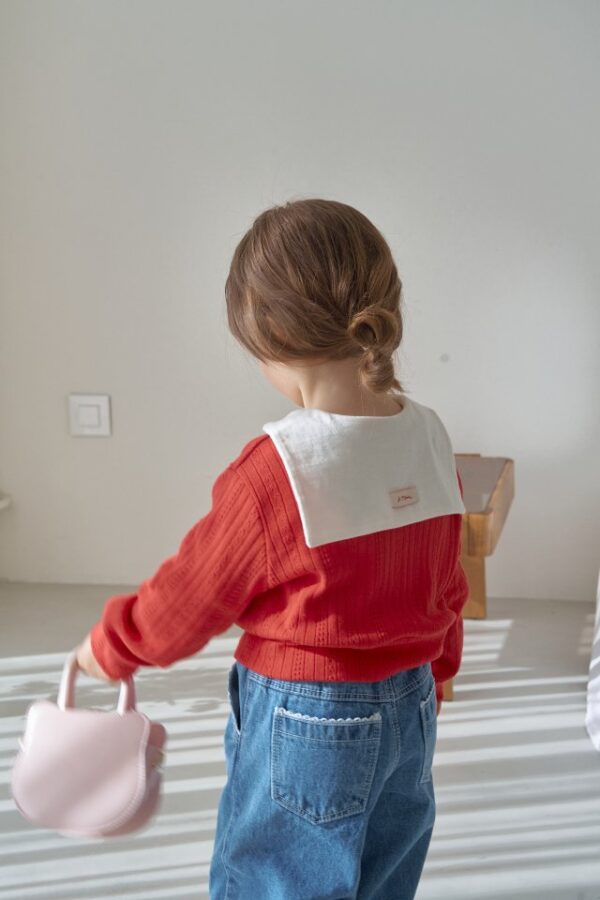 696C8B1C-70E9-44C8-81A3-8422540B78D8 〖預購〗聖光小日子上衣