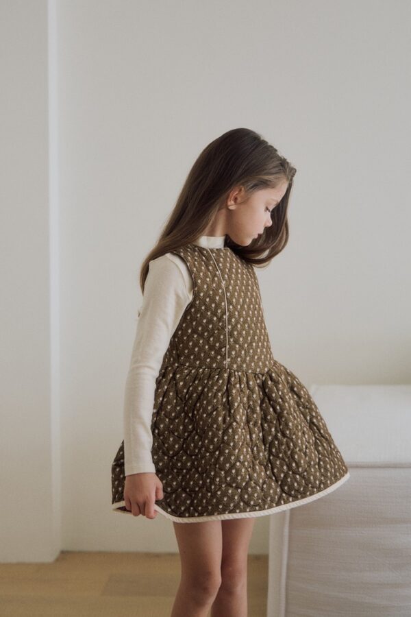 6AADB9DB-8AA9-438A-8521-DB2E9885C733_1_105_c ❄️ 鬱金香花苞絎縫洋裝