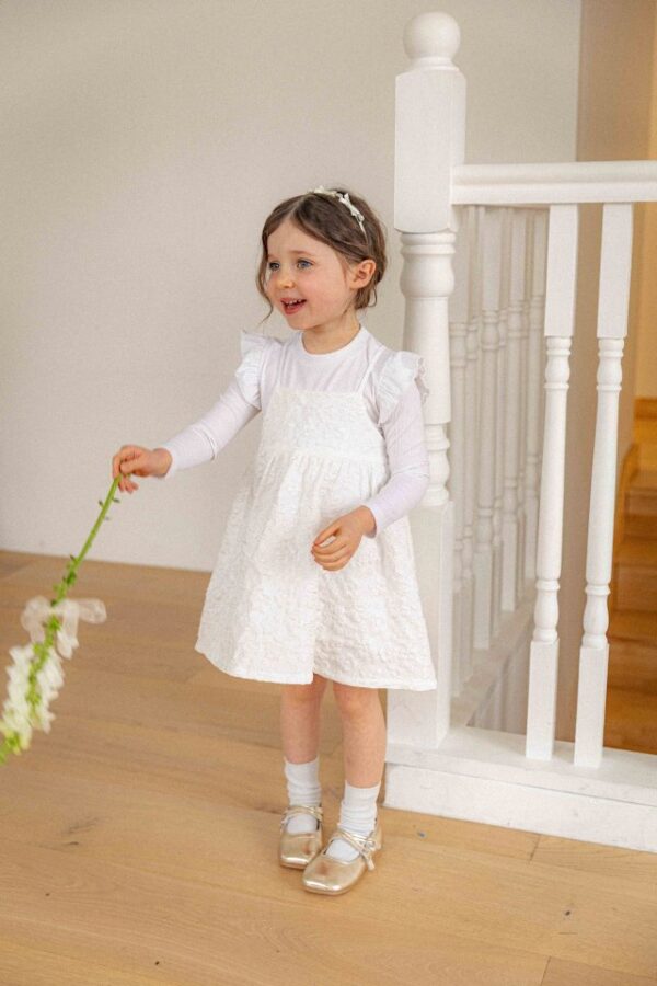 6CAA6F04-B10E-42F1-B926-542B3AC13E98 〖預購〗柔唇日常上衣