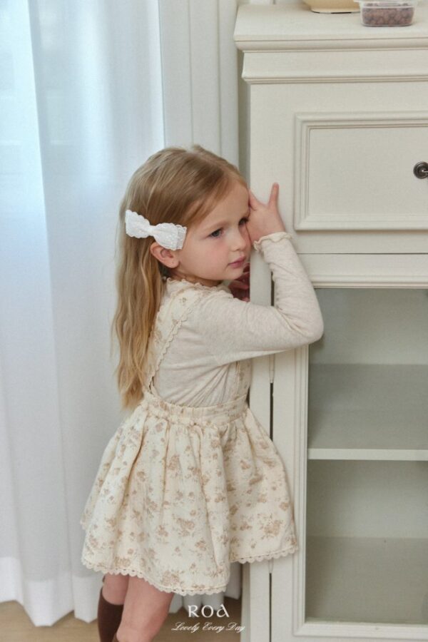 6E209436-0A5A-4CF6-A9D7-8549FACD8673 〖預購〗古典花園吊帶裙