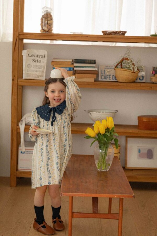 6F5437CD-7FD0-4486-B09B-8701483E3107 〖預購〗露娜柔波領片