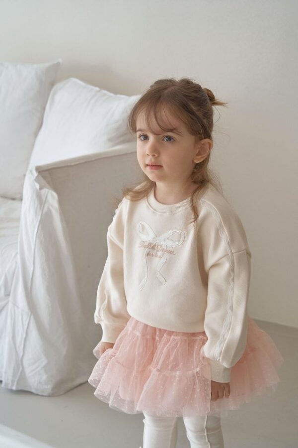 76BFF29E-F804-4EF8-9958-E685056C4025 〖預購〗靜靜緞結衛衣