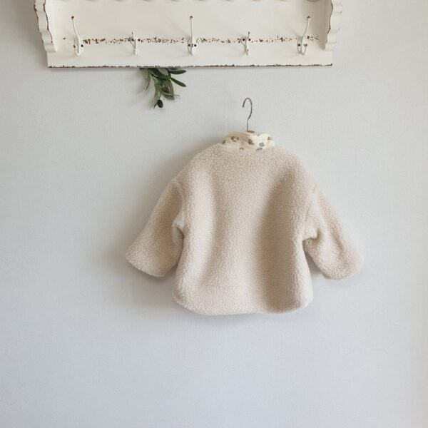 76E2A2D9-288C-40D1-B23A-502F1677C984 ❄️ 小精靈暖呼呼羊羔毛感外套