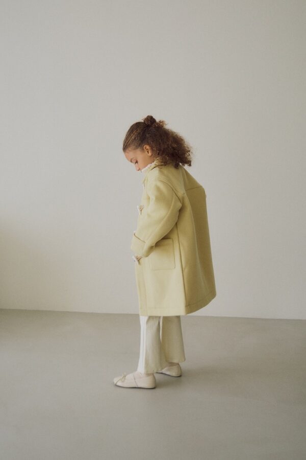 78E85B8E-FB10-4091-83CC-BF5323578FEA_1_105_c ❄️ 羊毛牛角扣設計大衣