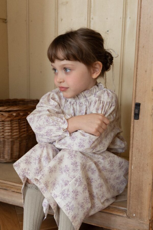 7D13B8D9-3933-4A63-AE93-4103845E2AF0 〖預購〗賽莉亞花影套裝