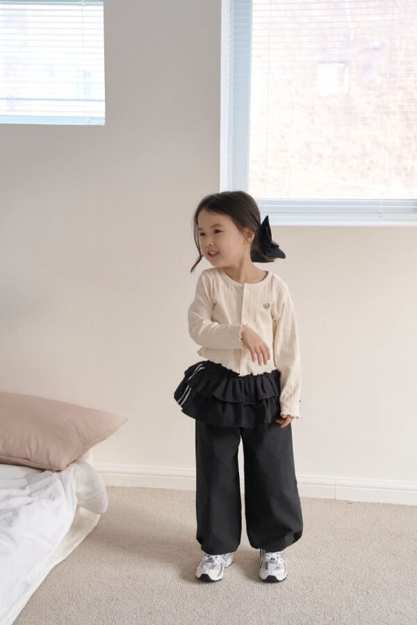 7DEA239D-9DEE-47C9-AAC7-5A92F7B1F582 〖預購〗羅倫晨光針織套裝