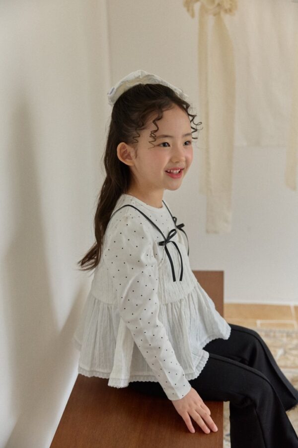 8008B25C-7117-4F9E-BBF4-D2591C68D8F4_1_105_c 〖預購〗星光點點層次上衣