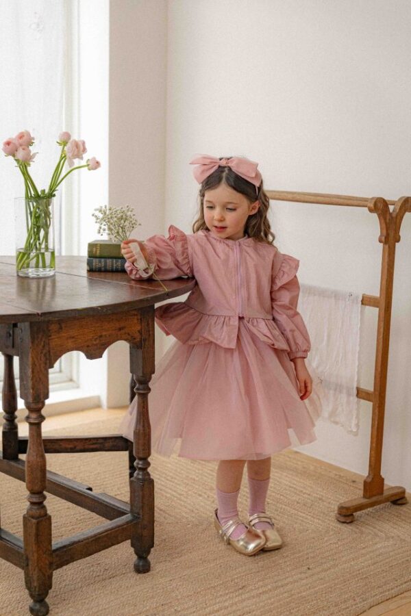 82823170-264A-4291-885D-B612235885E7 〖預購〗柔雲氣球外套