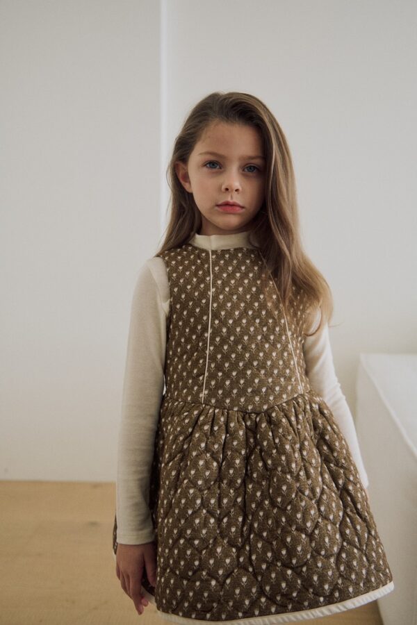 82FD34EA-C8FD-479A-95BB-EA8CCBA5C938_1_105_c ❄️ 鬱金香花苞絎縫洋裝