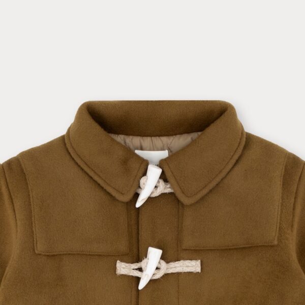 88E6685F-EA5E-467D-A85A-CE5B2799F9C5_1_105_c ❄️ 羊毛牛角扣設計大衣