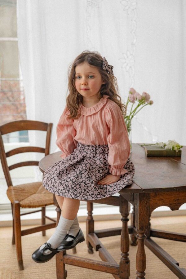 8906F11F-5ADD-46B1-95B5-D009A3C7548D 〖預購〗碎花呢喃裙