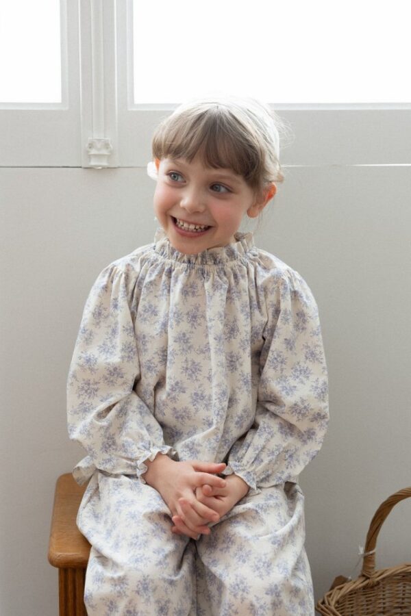 89578396-C051-4E83-AA94-78B6B730A74B 〖預購〗賽莉亞花影套裝