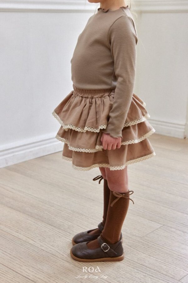 8C98AD47-F65D-4E5D-A198-F5D68D60C07D 〖預購〗克洛伊層次裙褲