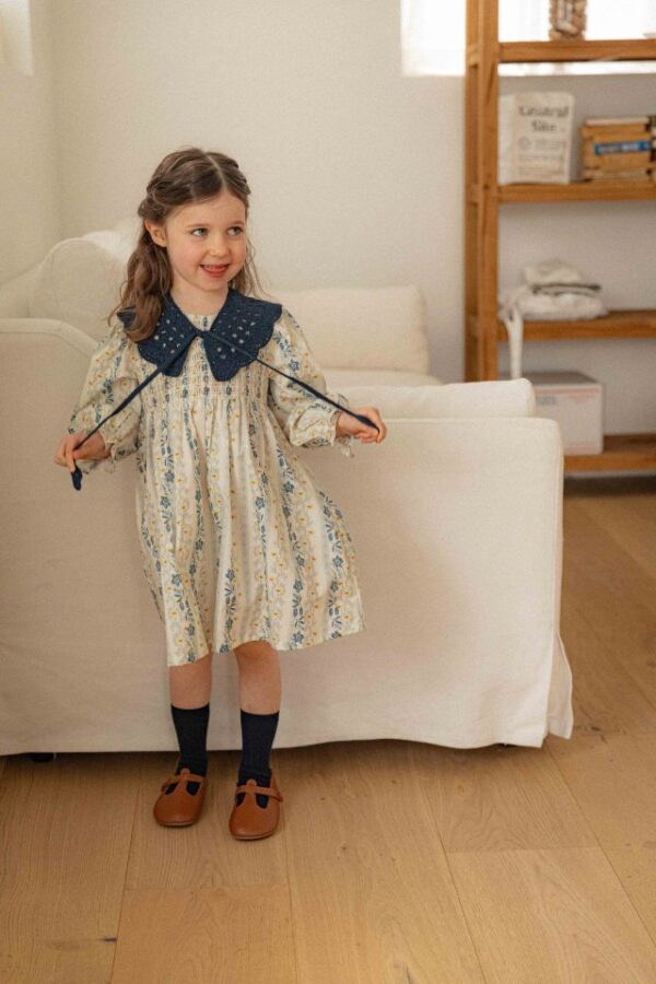 93177C9B-6477-4388-8673-644CDE9B6E71 〖預購〗露娜柔波領片