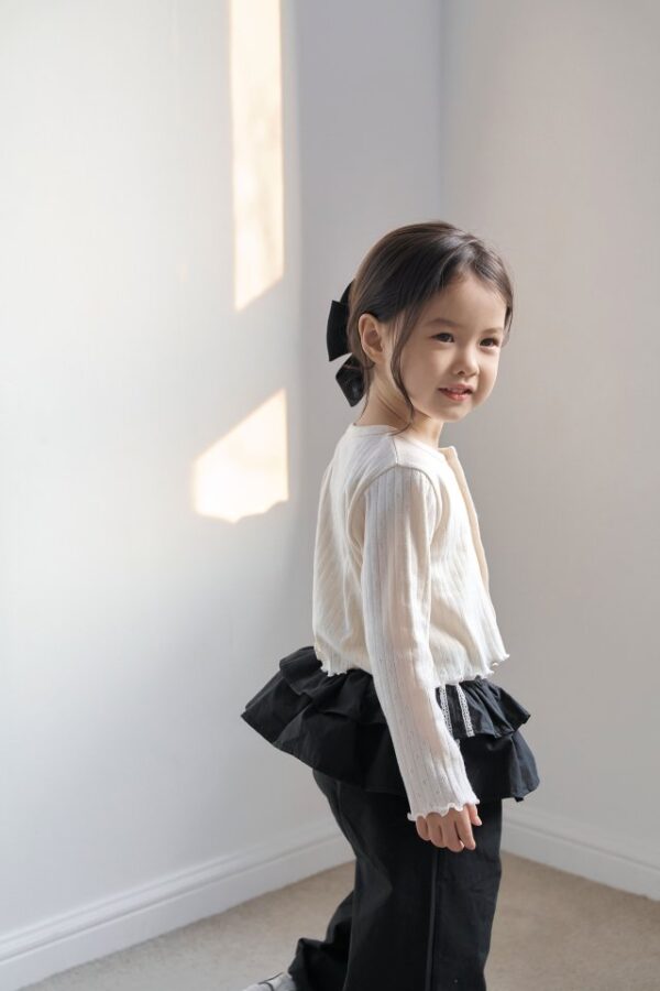 96303466-0648-46B2-811A-0F270F7FD0D4 〖預購〗羅倫晨光針織套裝