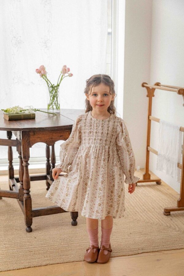 9BFB3FDF-F7F5-48FD-A6E1-6420C7BD2FD4 〖預購〗微風條紋洋裝