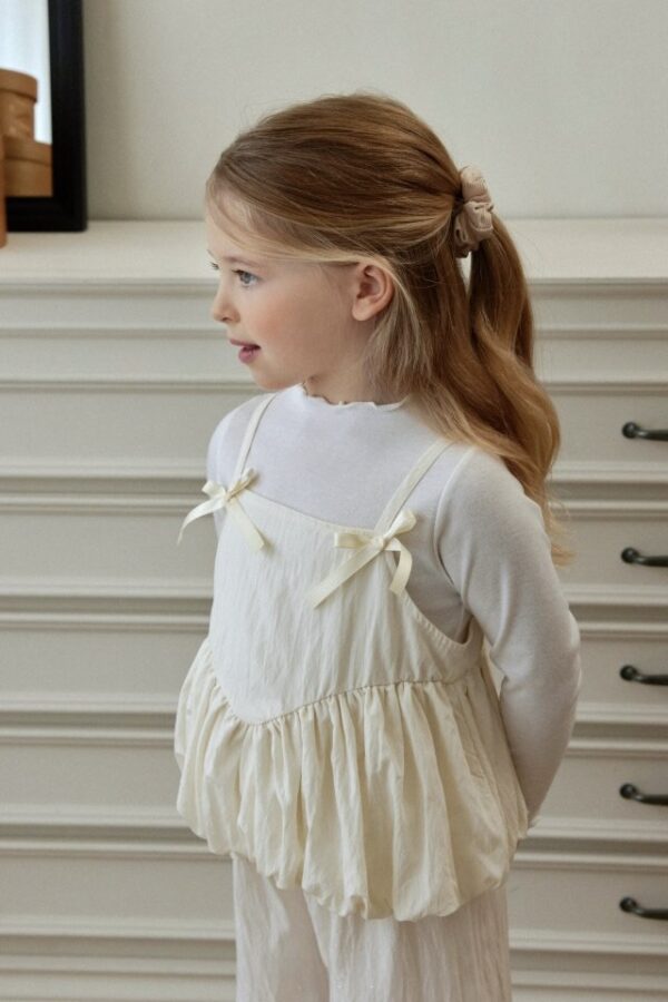 9C8BA2A6-8FA7-4771-A613-DBAAC046DA6B_1_201_a 〖預購〗緞結甜甜套裝