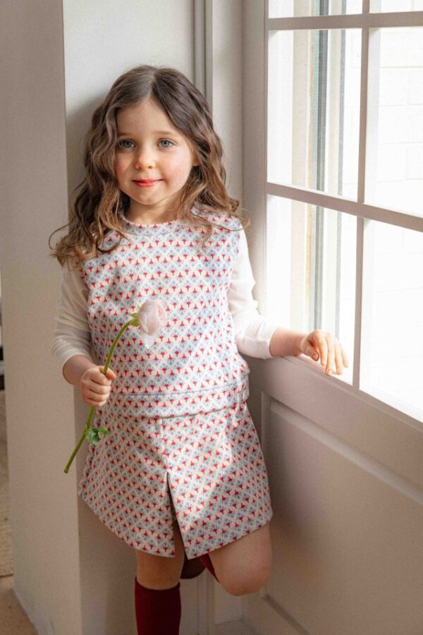 9EF76BFE-DB0A-4520-9010-D2C28C1F36F7 〖預購〗諾亞微光背心