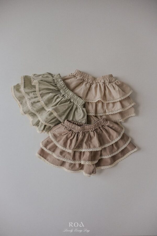 A0AC895C-4B27-484B-B023-C447D8C72078 〖預購〗克洛伊層次裙褲