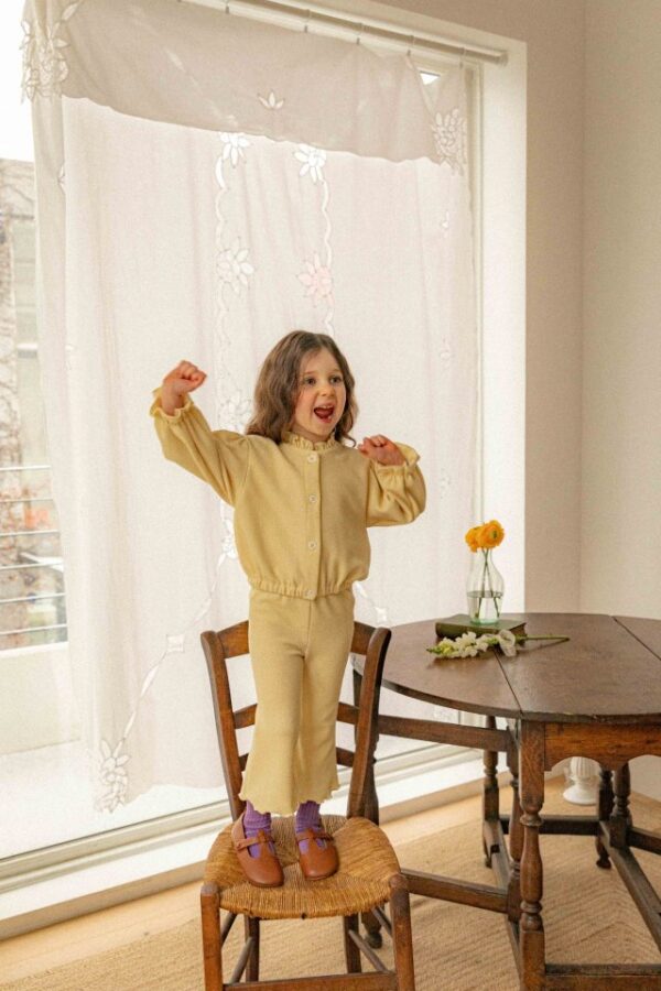 A11748CB-A8F7-45F1-AFC1-67BBBA9E650E 〖預購〗法式晨霧開襟衫