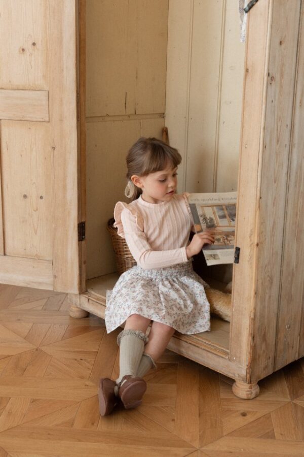 AE870B93-C713-4465-9B01-50FB1B4535D7 〖預購〗里娜晨光上衣