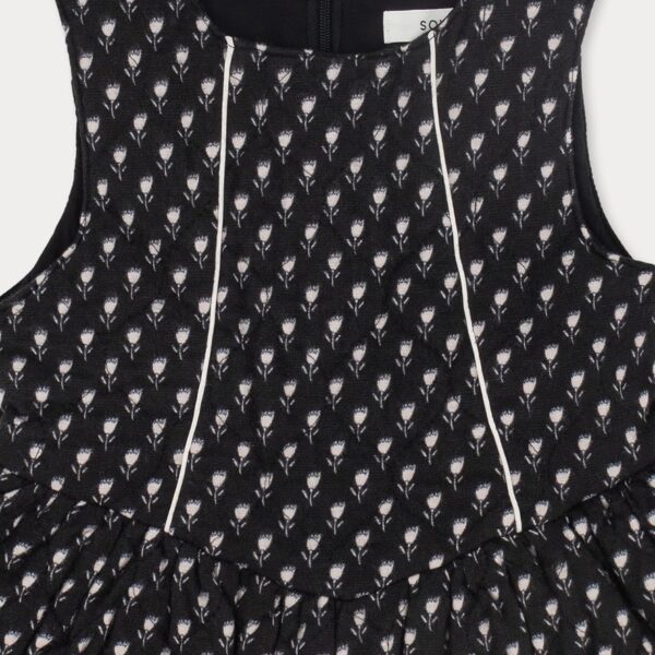 B3D0014B-C945-4669-9A52-D6DE1BCC6DC4_1_105_c ❄️ 鬱金香花苞絎縫洋裝