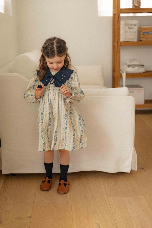 BD9A4633-85C5-48C9-A137-62542C39F8E9 〖預購〗露娜柔波領片