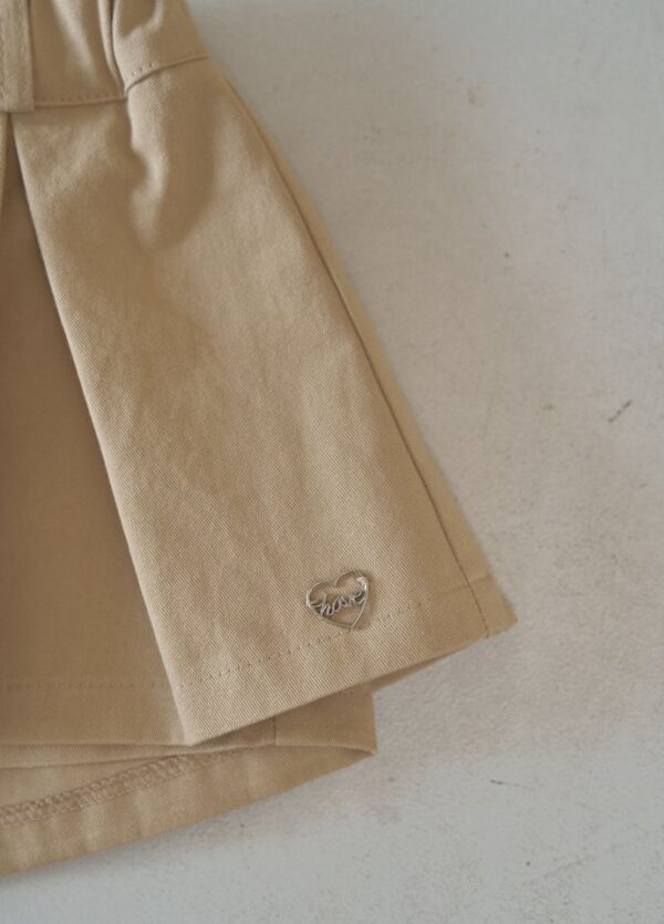 BF3F2781-305B-4B79-8DB2-AA81641DE926 〖預購〗草本寬摺裙褲