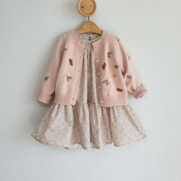 C2F98E71-AD30-4287-A064-F543C8BE545A ❄️ 茉莉立體刺繡開襟外套