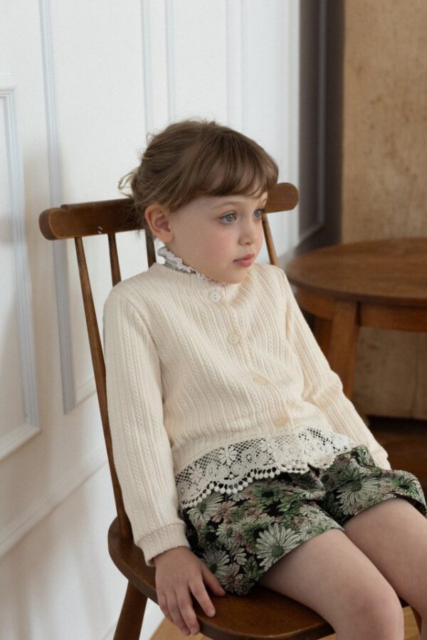 C4793A6A-F958-456C-A52A-C186878650E7 〖預購〗艾莉絲柔霧針織衫