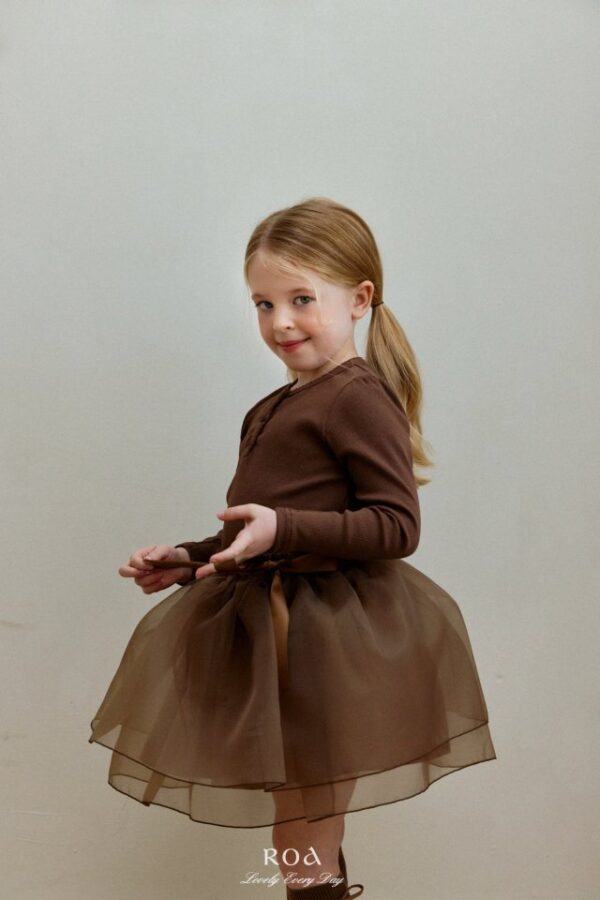 C77ACF3E-1198-4F2D-A571-F4C1922A913A 〖預購〗溫柔日常羅紋上衣