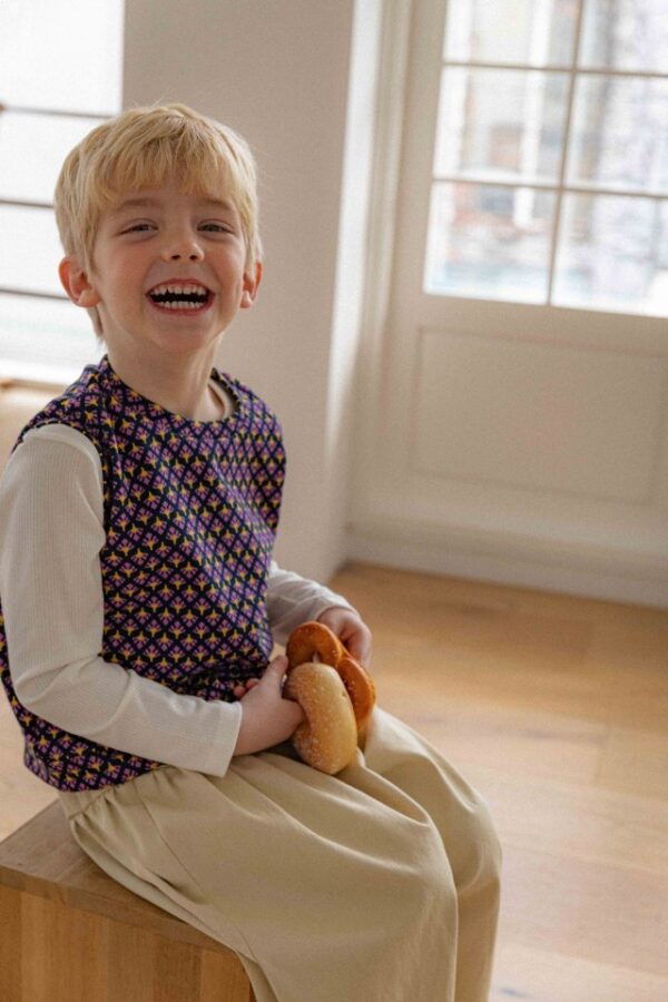 CB7BF4BC-E015-4D6B-947F-8D29DA9BB31C 〖預購〗諾亞微光背心