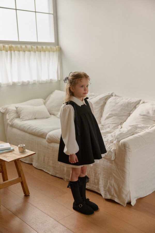 D1E62A5C-3C36-4DF4-B86F-6AC7D0FBD06E_1_105_c 〖預購〗流光輕垂襯衫