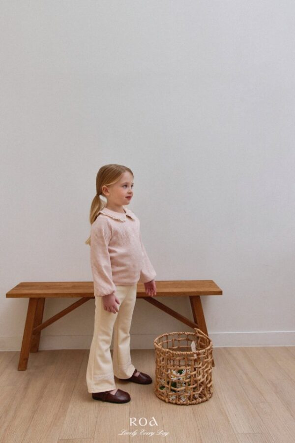 D6A315C6-57F3-462E-AD19-23ADA99DE7A5 〖預購〗法式蕾絲漫步喇叭褲